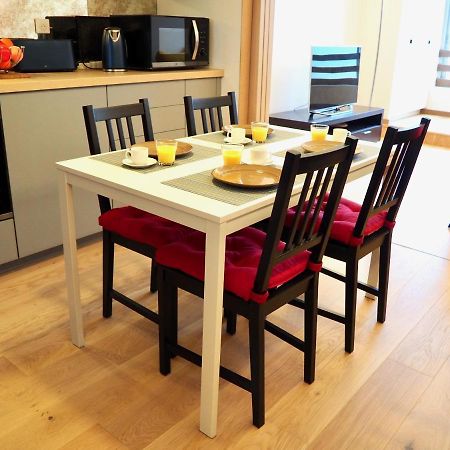 Acamar, Appartement En Front De Mer Avec Parking Privee Courseulles-sur-Mer Exteriör bild