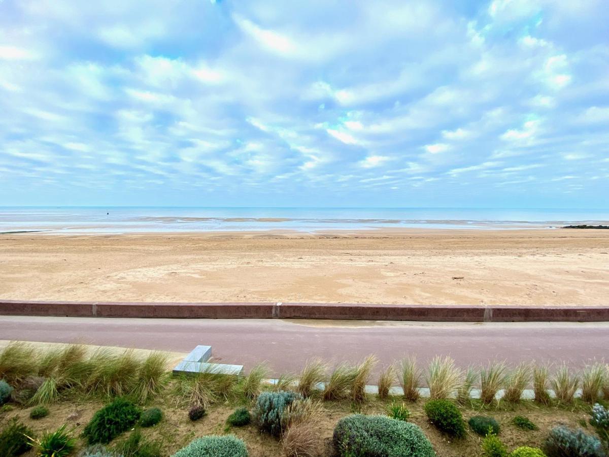 Acamar, Appartement En Front De Mer Avec Parking Privee Courseulles-sur-Mer Exteriör bild